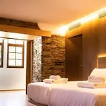 A Casa Da Botica Affittacamere Samos