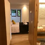 Affittacamere A Casa Da Botica Samos
