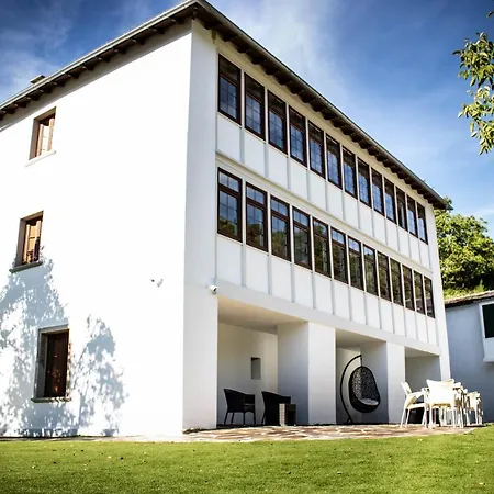 A Casa Da Botica Gasthof Samos