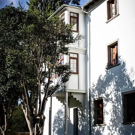 A Casa Da Botica * Samos