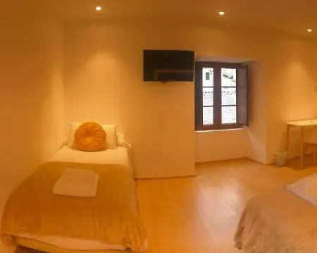 A Casa Da Botica Guest house